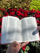 Cargar imagen en el visor de la galería, Princess Bible