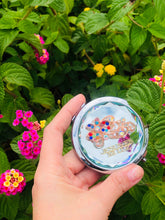 Load image into Gallery viewer, Mini espejo Jesús es mi luz