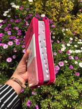 Load image into Gallery viewer, Biblia Reina Valera 1960 con letra grande.