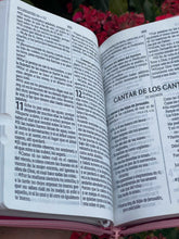 Load image into Gallery viewer, Biblia Reina Valera 1960