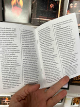 Load image into Gallery viewer, Cuando un cónyuge es infiel.