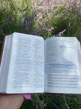 Load image into Gallery viewer, La Biblia de liderazgo de Maxwell. Reina Valera 1960