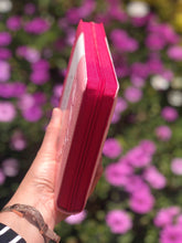 Load image into Gallery viewer, Biblia Reina Valera 1960 con letra grande.