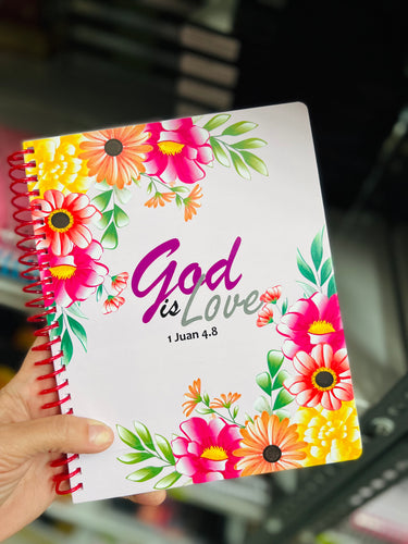 Cuaderno God is love, en espiral