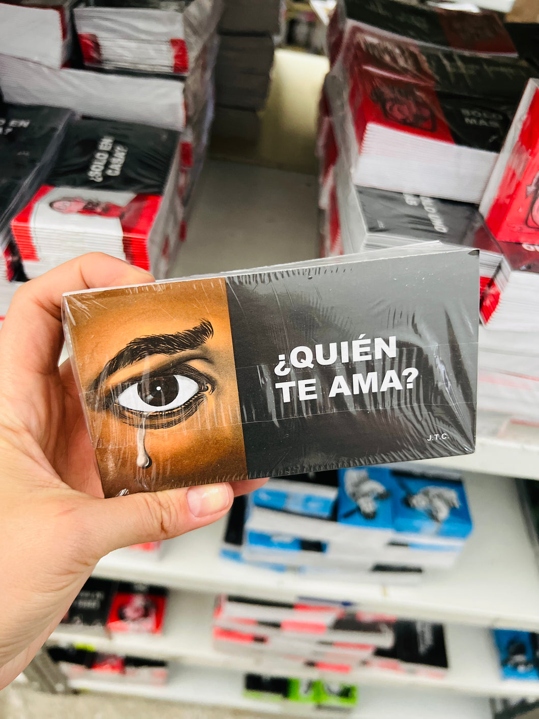 Paquete de tratados Chik con 25 tratados de un solo tema todos iguales.